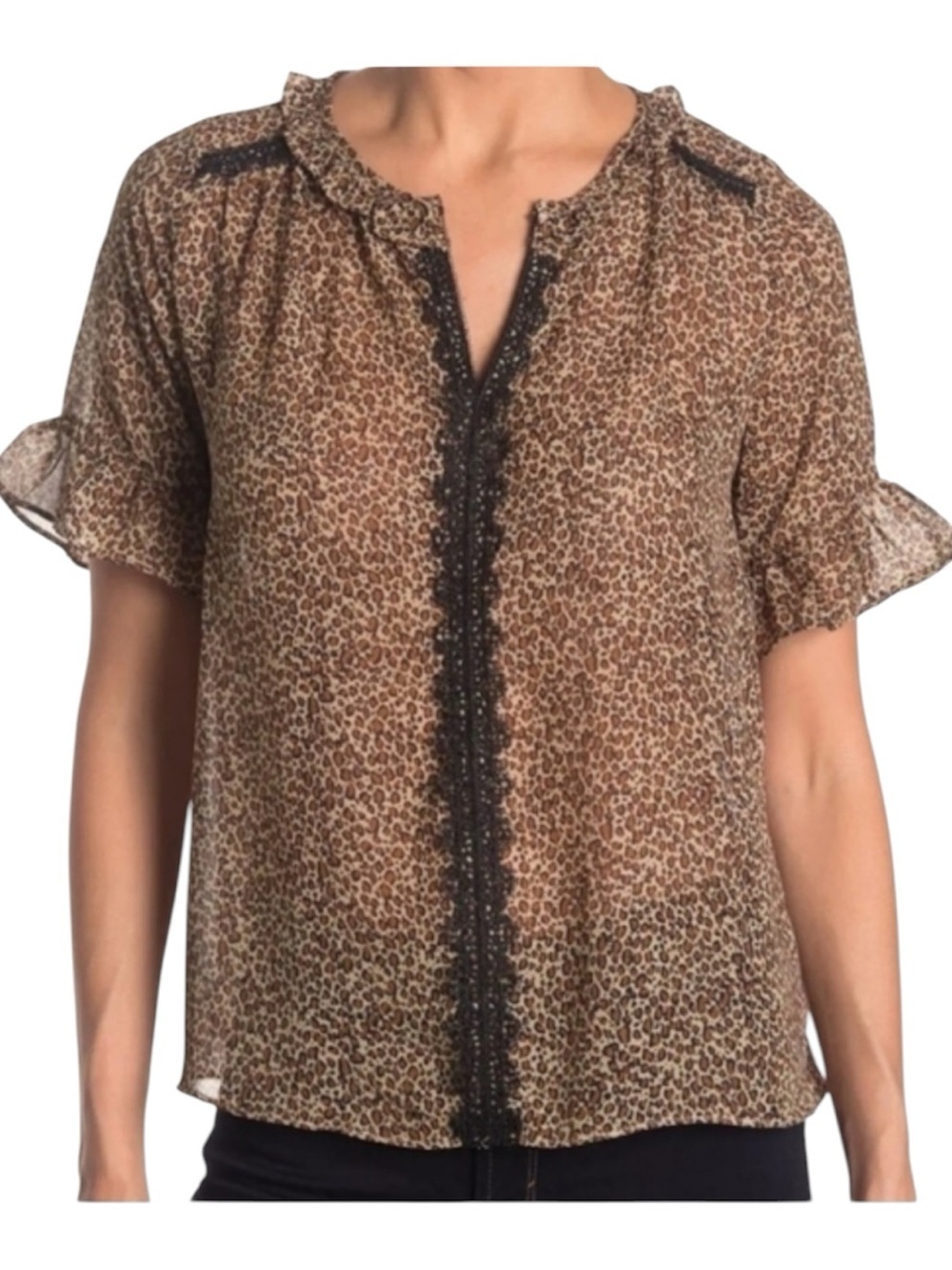Everleigh Leopard Print Ruffle Lace Trim Short Sleeve Blouse Size Medium Flowy